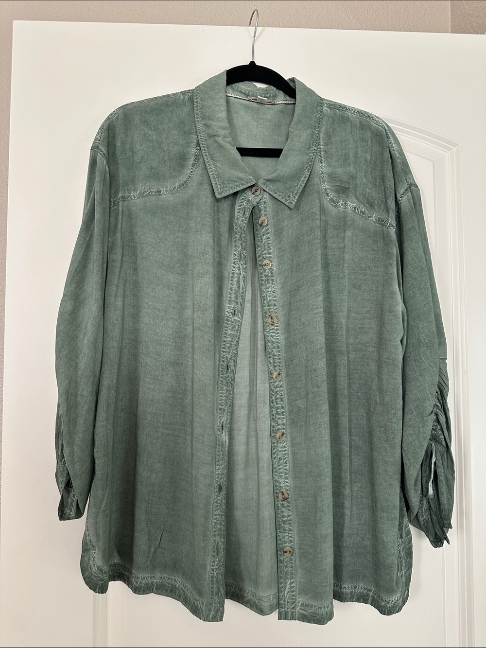 Pilcro Sage Green Washed Button-Front Blouse